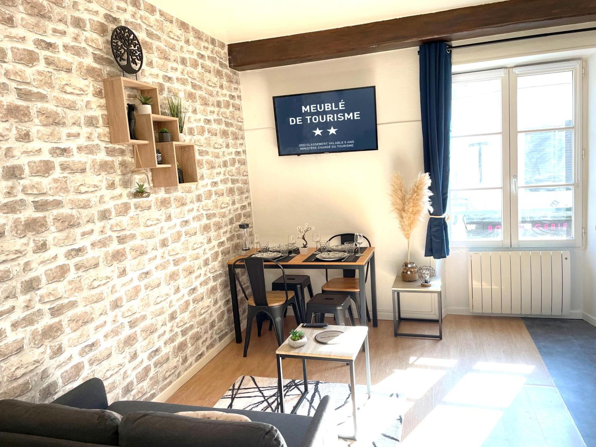 Cosy Studio - 50M Du Loing - Hyper-Centre モレ・シュル・ロワン エクステリア 写真